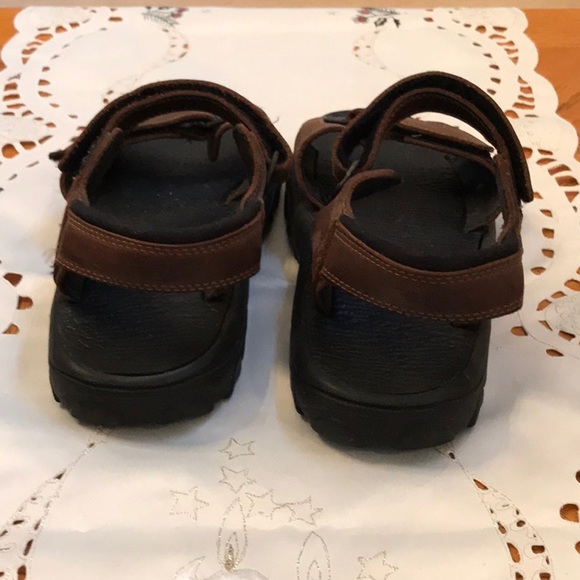 Northwest Territory sandals, size 9 - Picture 3 of 5